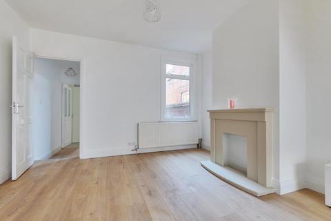 25 Swainstone Road, Reading, RG2 0DX