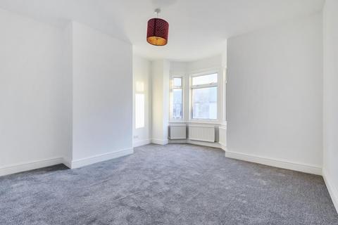 25 Swainstone Road, Reading, RG2 0DX