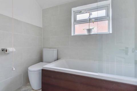 25 Swainstone Road, Reading, RG2 0DX