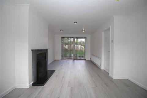 4 bedroom detached house to rent - Montague Drive, Loughborough, LE11