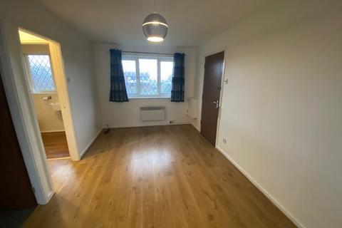 1 bedroom flat to rent, The Brambles, Lytham St. Annes, Lancashire, FY8