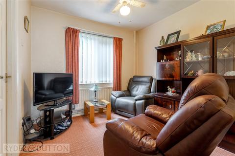 9 Calder Grove, Shaw, Oldham, OL2 7XH