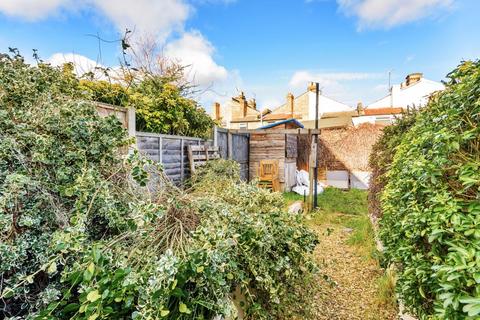 37 Richmond Road, Bounds Green, London, N11 2QR