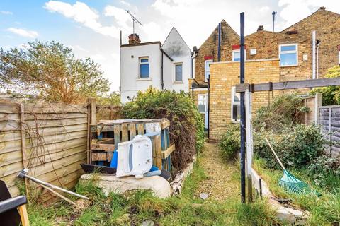 37 Richmond Road, Bounds Green, London, N11 2QR