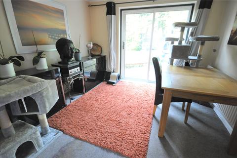 22 Cromwell, Freshbrook, Swindon, SN5 8LZ