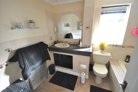 22 Cromwell, Freshbrook, Swindon, SN5 8LZ