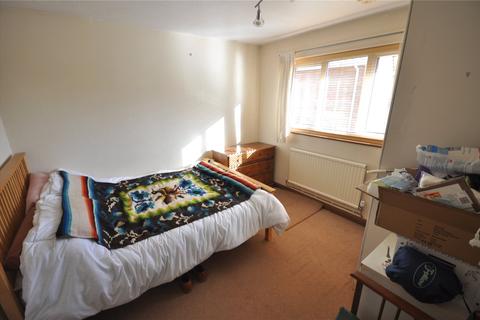 22 Cromwell, Freshbrook, Swindon, SN5 8LZ