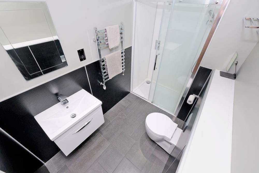 314 GWR Bedroom2 Bath2