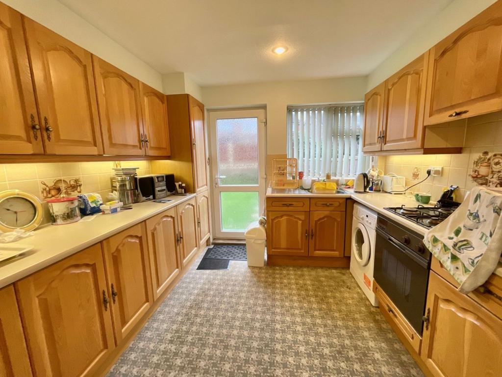 Wilson Way, Earls Barton, Northampton... 3 bed semidetached house £