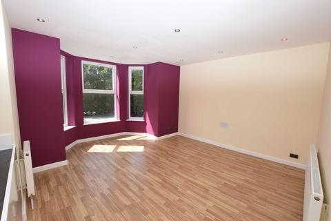 2 bedroom flat to rent, Bridgenorth Avenue, Urmston, Manchester, M41