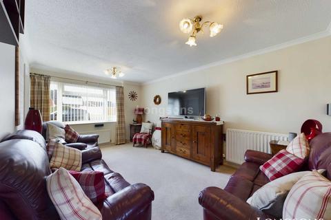 9 Oulton Close, Swaffham, PE37 7SG