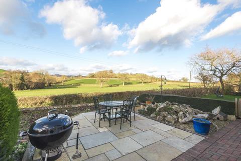 7 Hillside, Southleigh, Colyton, EX24 6RZ