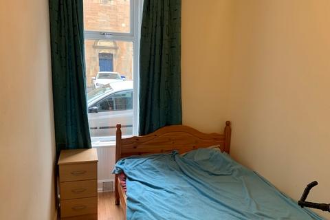 2 bedroom flat to rent - Bruce Street, Stirling Town, Stirling, FK8