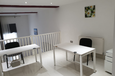 Office to rent, Whitechapel Road, London, E1