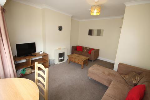 4 bedroom end of terrace house to rent, Lamel Street, York, YO10