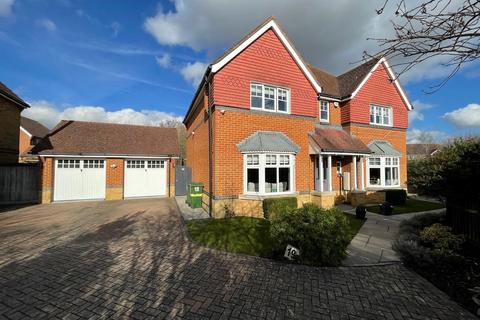 19 Greenhill, Staplehurst, Tonbridge, TN12 0SU