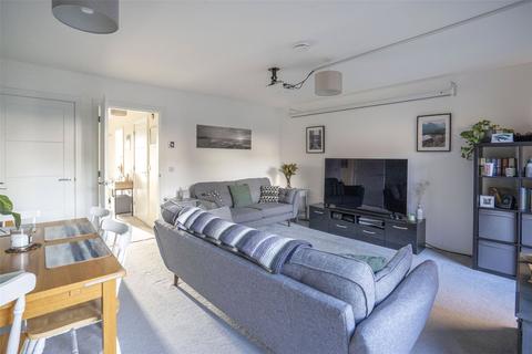 16 Kestrel Way, Perth, PH1 5FT