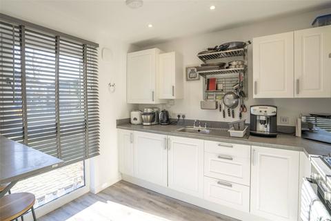 16 Kestrel Way, Perth, PH1 5FT