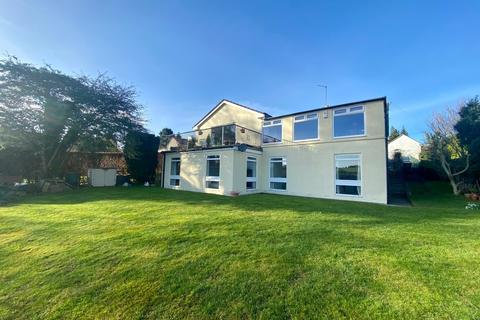 Teide Harewood Road, Collingham, Wetherby, LS22 5BY