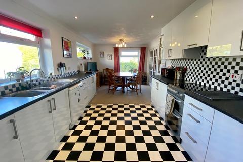 Teide Harewood Road, Collingham, Wetherby, LS22 5BY