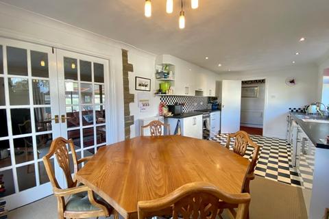 Teide Harewood Road, Collingham, Wetherby, LS22 5BY