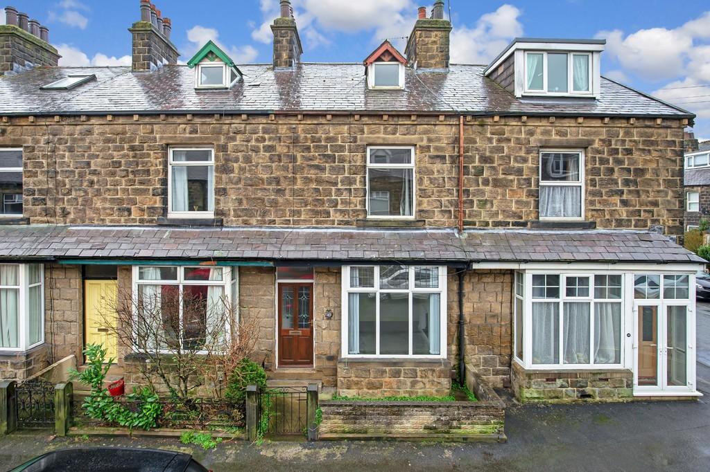 East Parade, Ilkley 3 bed terraced house £275,000