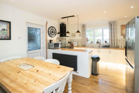 1 Mercers, Hawkhurst, Cranbrook, TN18 4LH
