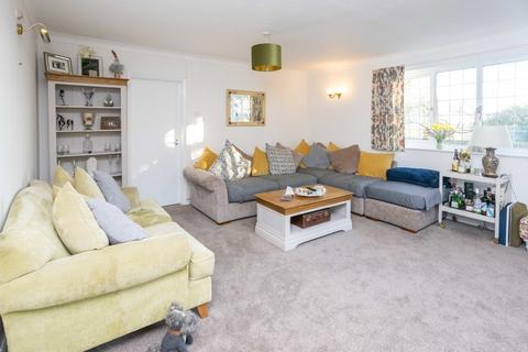 1 Mercers, Hawkhurst, Cranbrook, TN18 4LH