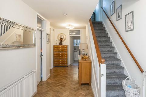 1 Mercers, Hawkhurst, Cranbrook, TN18 4LH