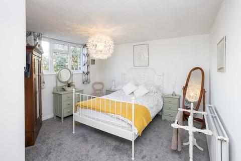 1 Mercers, Hawkhurst, Cranbrook, TN18 4LH
