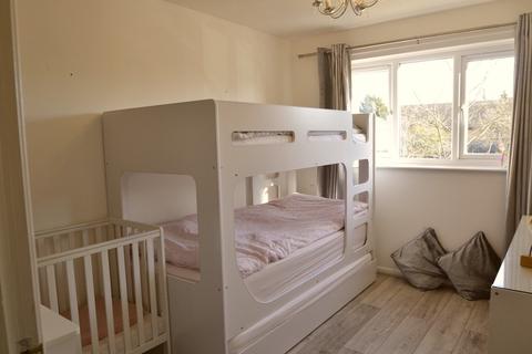 28 Cubitt Square, Southall, UB2 4UA