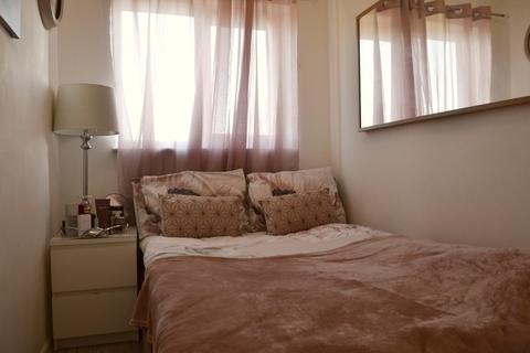 28 Cubitt Square, Southall, UB2 4UA