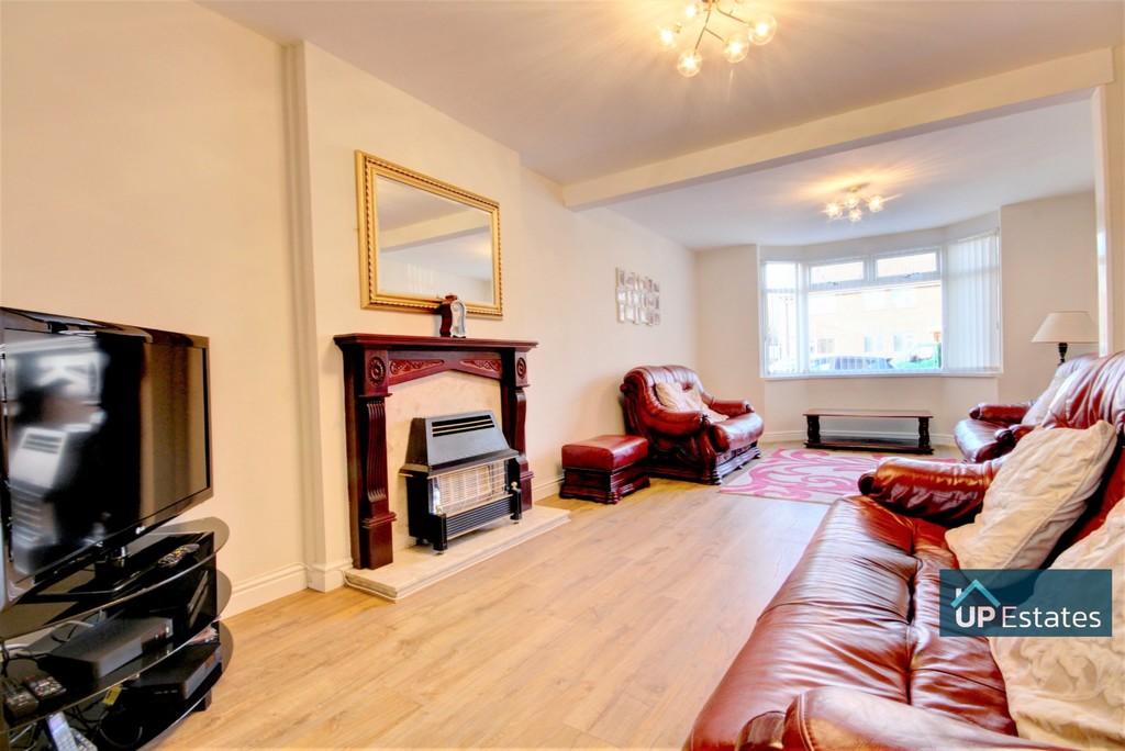 Beake Avenue, Coventry 4 bed terraced house £300,000