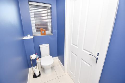 10 Bluebrook Avenue, Hambleton, Poulton-le-fylde, FY6 9FG