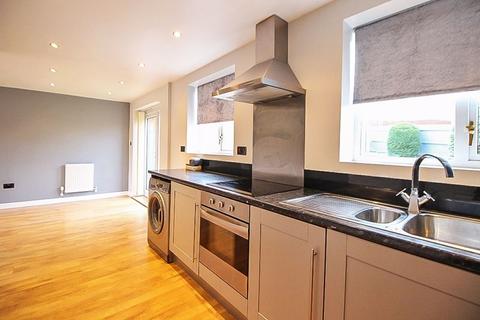 8 Dingle View, Dudley, DY3 3LF