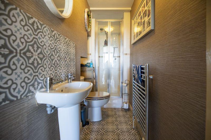 GF Shower Room