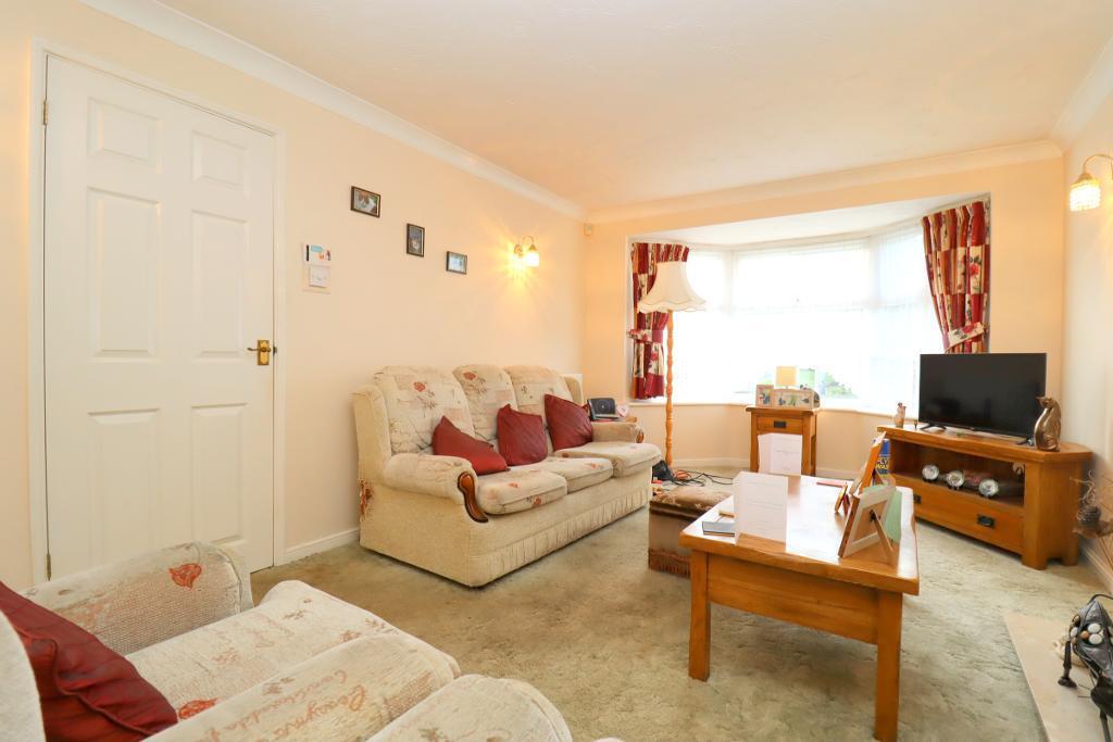 Whitehaven, Barton Hills, Luton... 4 bed detached house £410,000