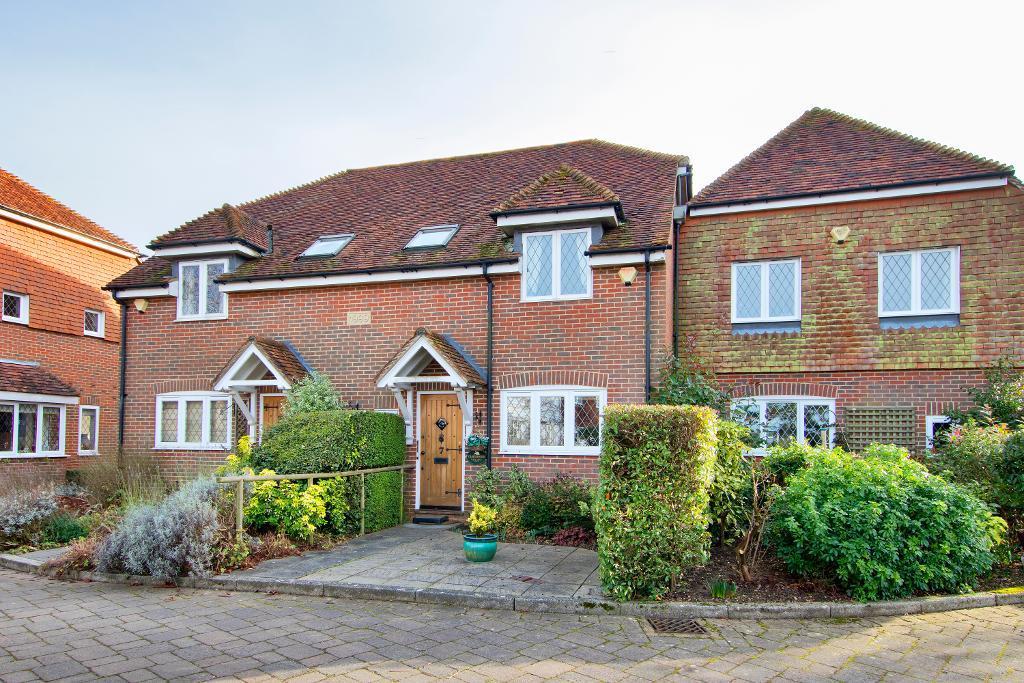 The Old School, Goudhurst, Kent, TN17 1AF 3 bed terraced house £495,000