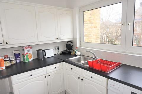 70 Micheldever Road, London, SE12 8LU