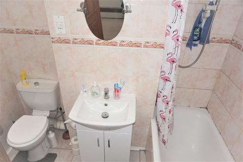 70 Micheldever Road, London, SE12 8LU