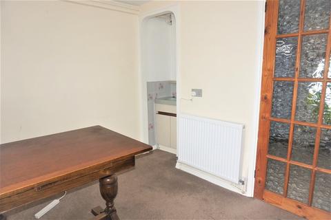 70 Micheldever Road, London, SE12 8LU