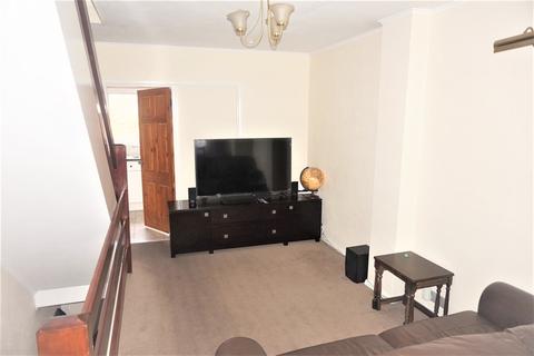 70 Micheldever Road, London, SE12 8LU