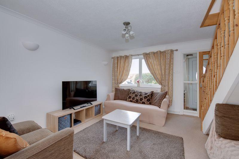 Fordhams Close, Stanton 3 bed semidetached house £260,000