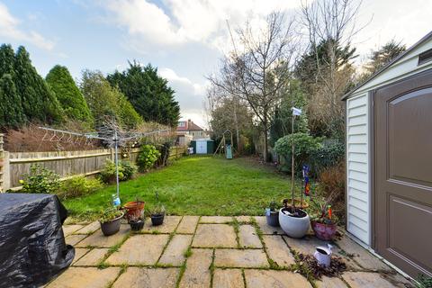90 Cannonbury Avenue, Pinner, HA5 1TT