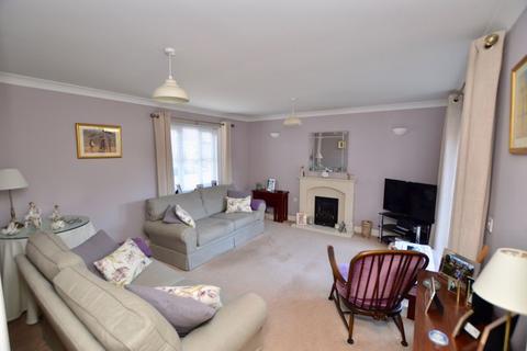 35 Buttercup Drive, Bourne, PE10 0PZ
