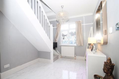 26 Marnham Crescent, Greenford, UB6 9SN