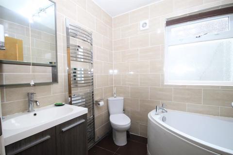 26 Marnham Crescent, Greenford, UB6 9SN