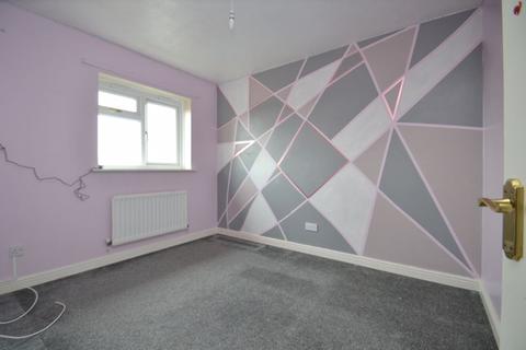 102 Appleford Drive, Minster On Sea, Sheerness, ME12 2SR