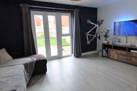 35 Fauld Drive Kingsway, Quedgeley, Gloucester, GL2 2HZ