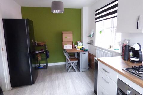 35 Fauld Drive Kingsway, Quedgeley, Gloucester, GL2 2HZ